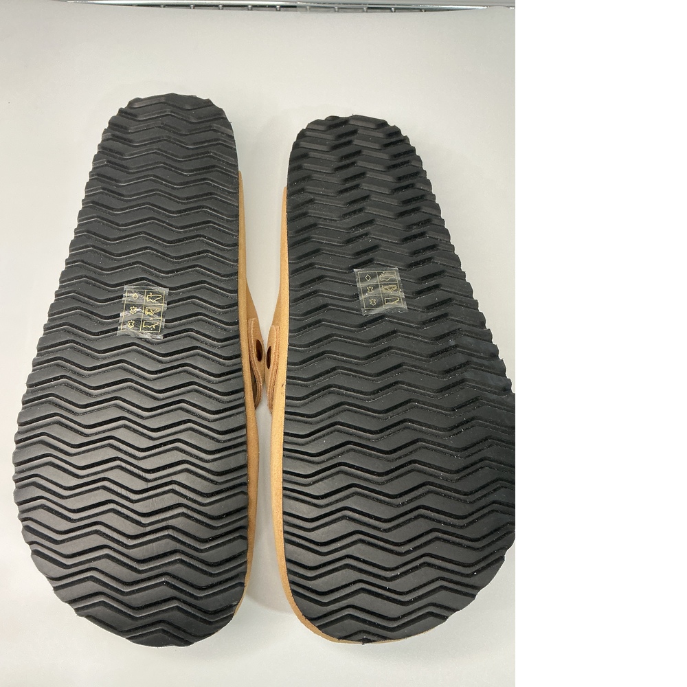 Water Repellent Suede Clog Mule - Picture 2 of 3